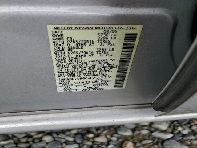 Nissan Frontier Crew Cab Le Image 11