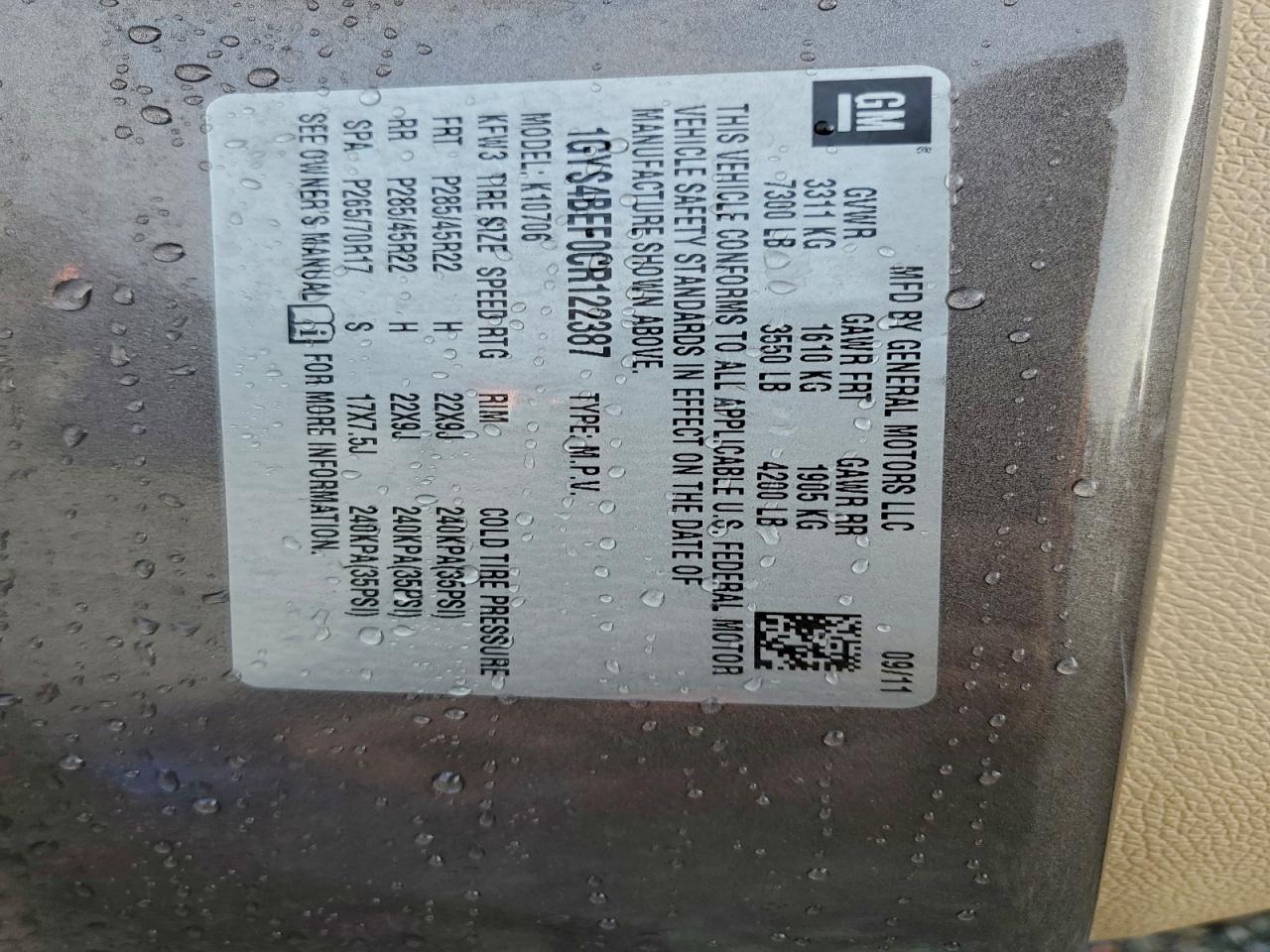 Cadillac Escalade Luxury Image 12