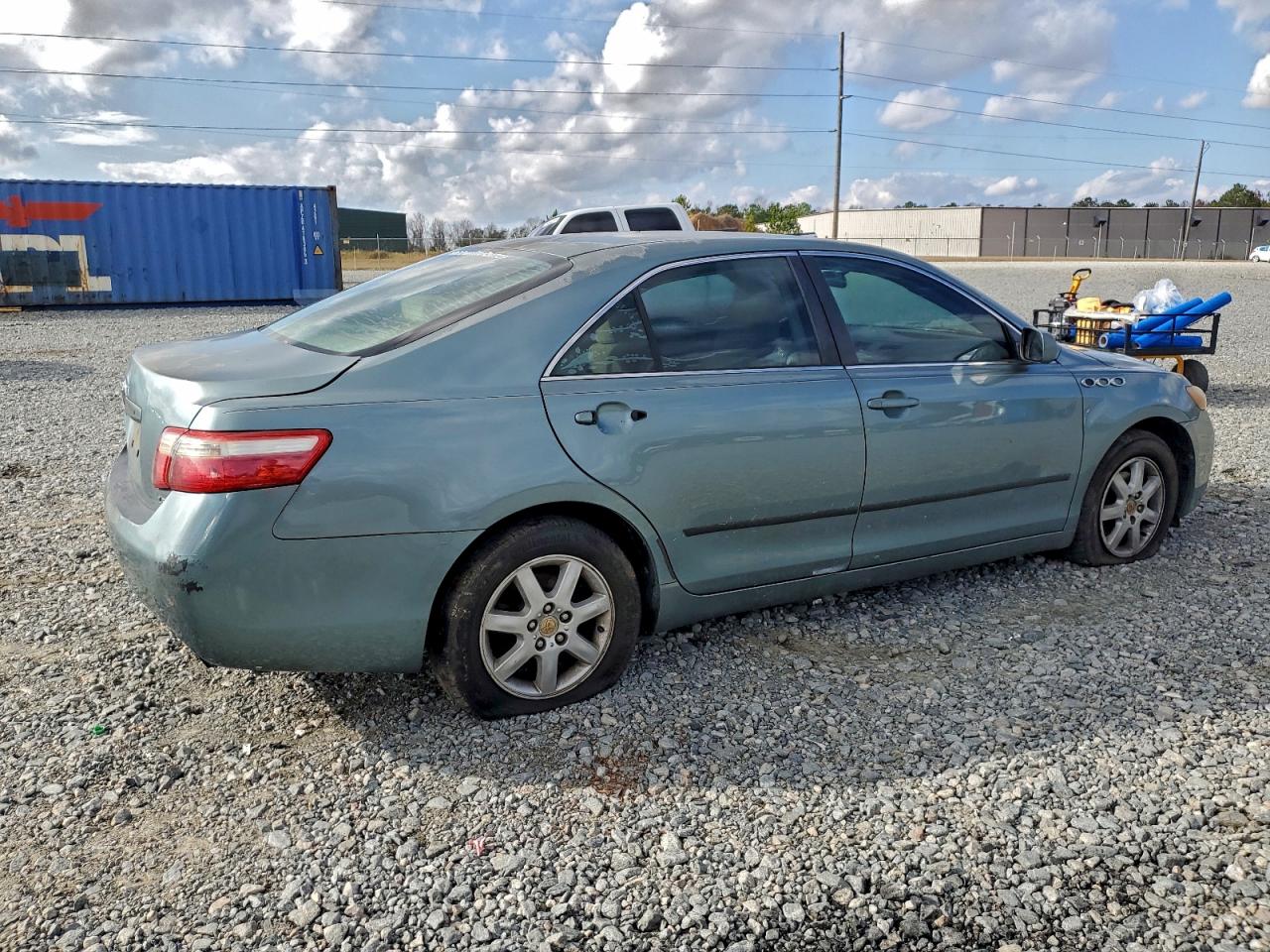 Toyota Camry Ce Image 6