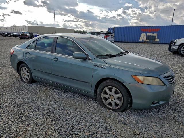 Toyota Camry Ce Image 3