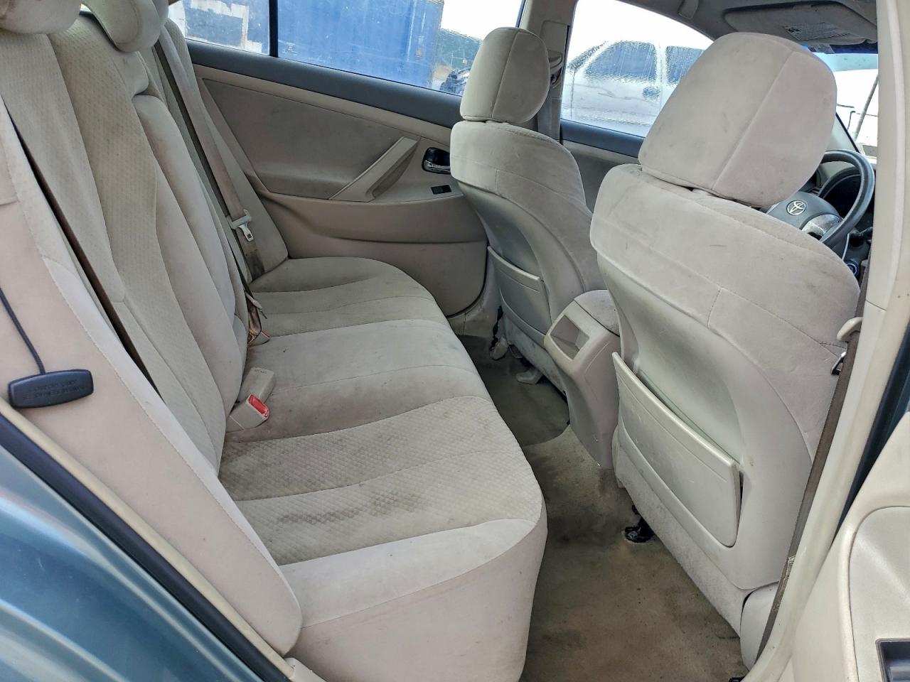 Toyota Camry Ce Image 5