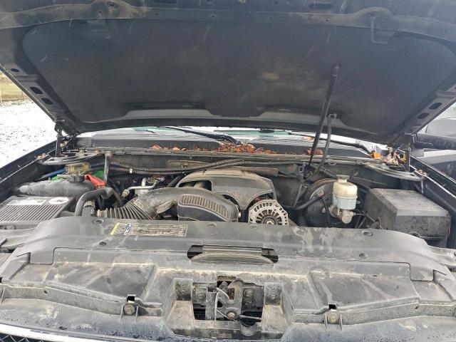 Chevrolet Avalanche Ls Image 10