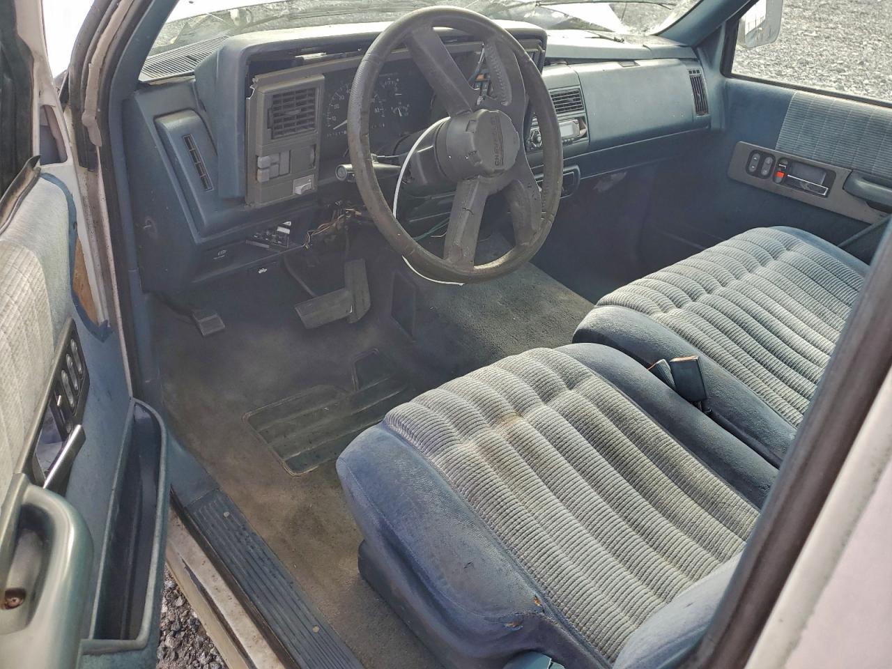 Chevrolet Gmt C1500 Image 13