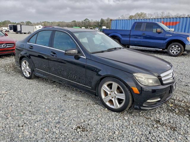 Mercedes-Benz C-Class 300 4matic Image 9