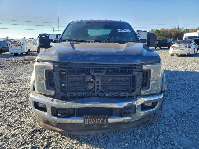 Ford F-450 Super Duty Image 12