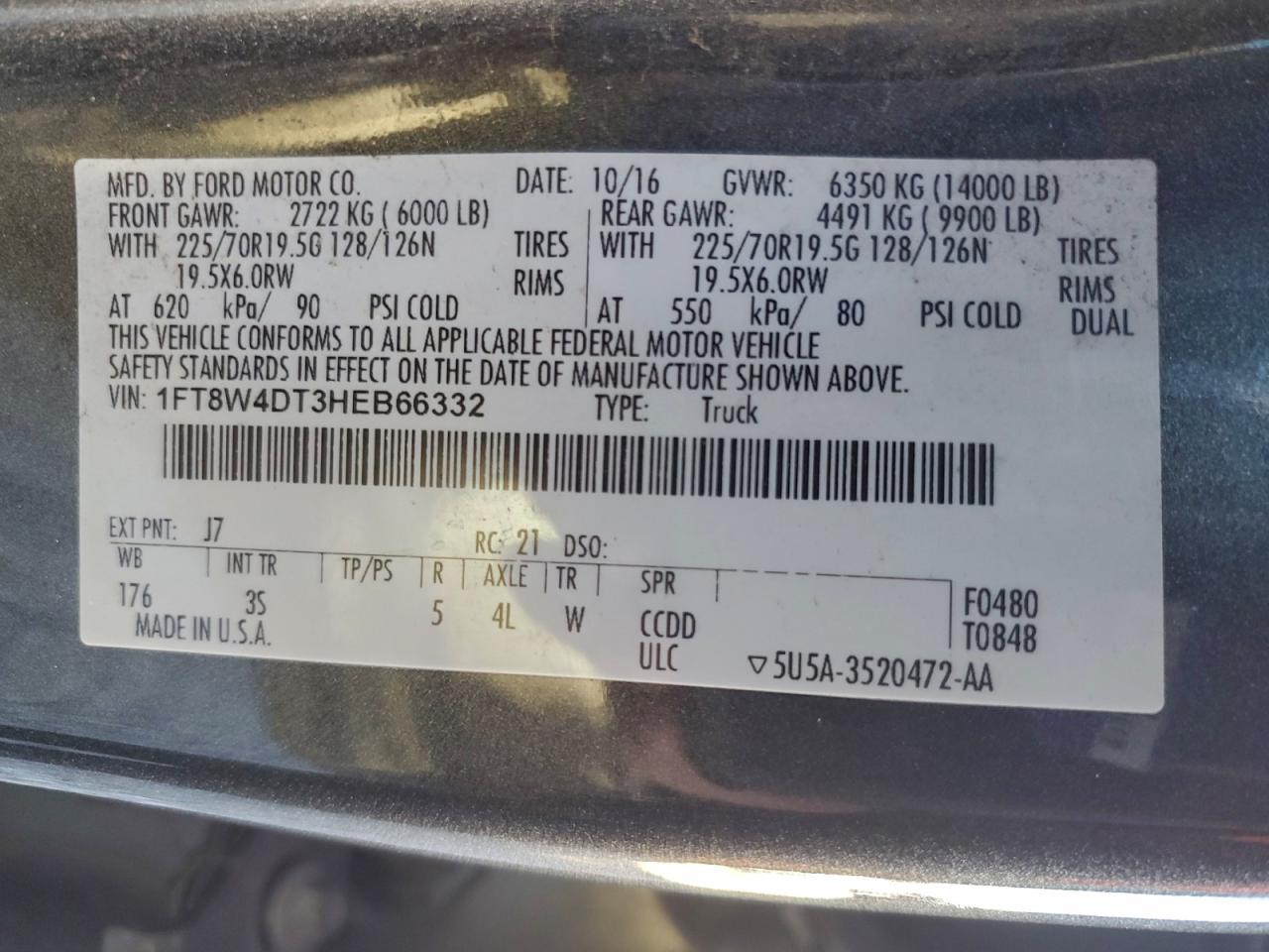 Ford F-450 Super Duty Image 9